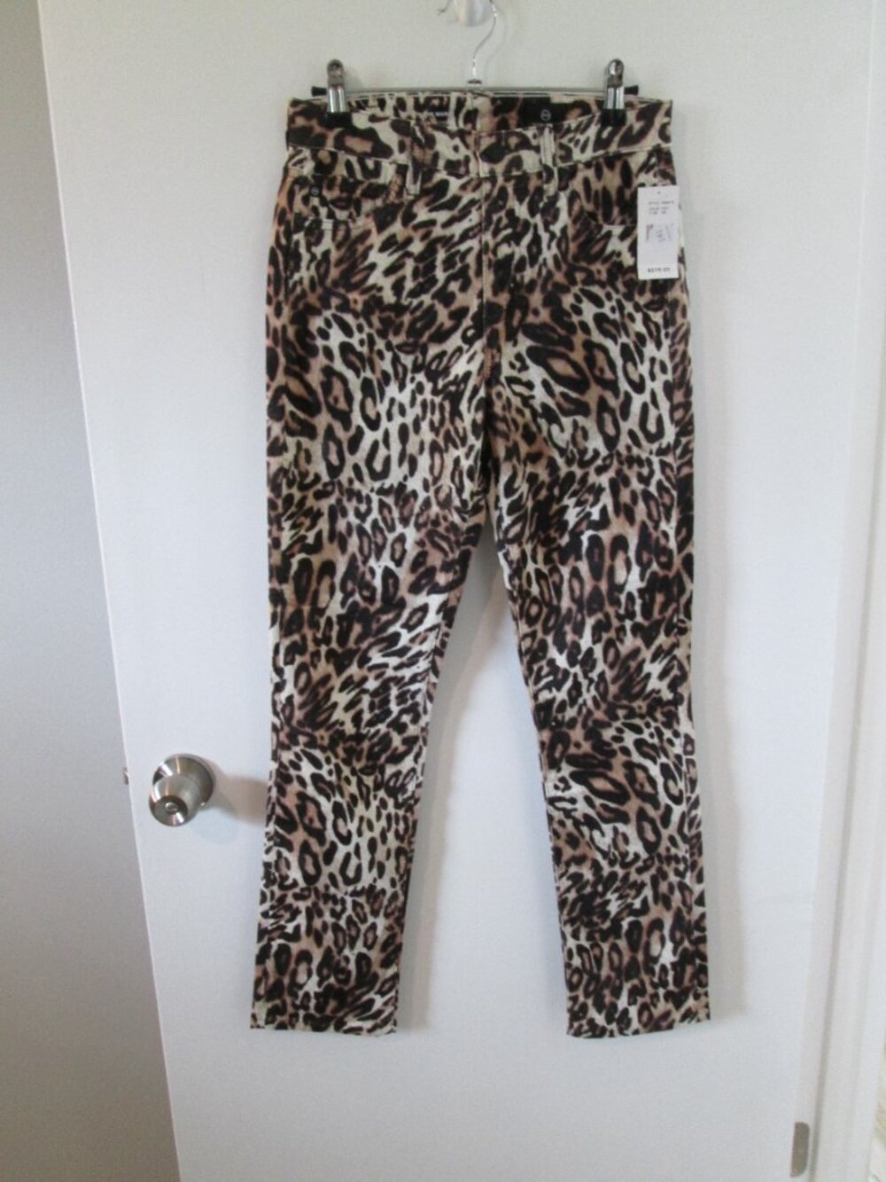 AG THE MARI HIGH RISE STRAIGHT LEOPARD JEAN Sz 26 NWT - Picture 3 of 10